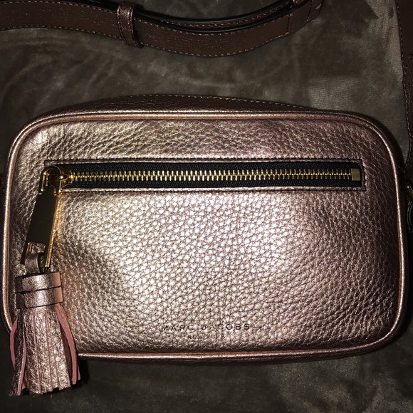 NEW Rose Gold Leather Marc Jacobs zoom crossbody - Picture 3 of 7